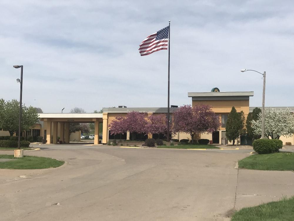 达文波特会议中心温德姆拉昆塔酒店 外观 照片